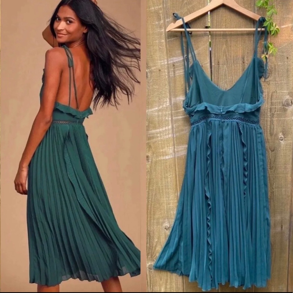Emerald Green Ruffle Pleated Tie-Strap Dress 🌿 - Picture 7 of 12
